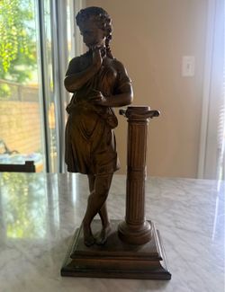 Classic Statue Home Decor - Metal! - Rare!