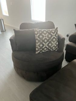 Swivel chair