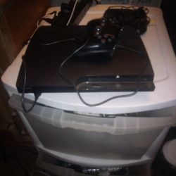 PS3 With One Controller And All The Cables