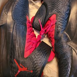 JORDAN FLY UNLIMITED MENS SIZE 13