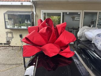 Giant red bow High Quality.  
