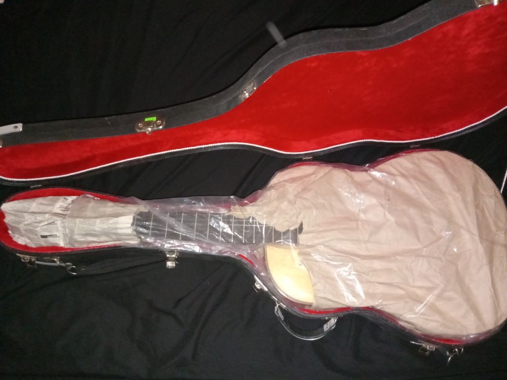 Mexican Guitar by paracho