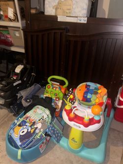Baby items/Bag/Shoes/Costumes