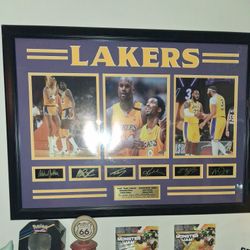 Lakers Signed Photo Certified