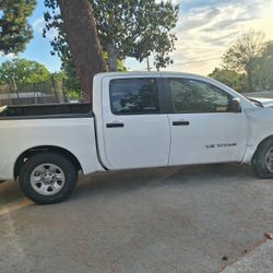 2005 Nissan Titan