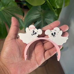2 Ghost Ears