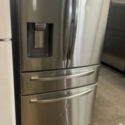 SAMSUNG FOUR DOOR REFRIGERATOR WITH DOOR IN DOOR 