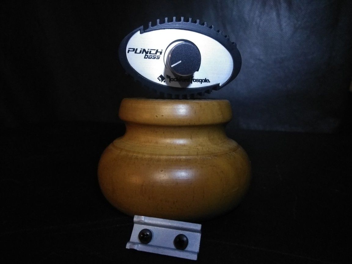 Rockford Fosgate Punch power amplifier bass knob controller old school