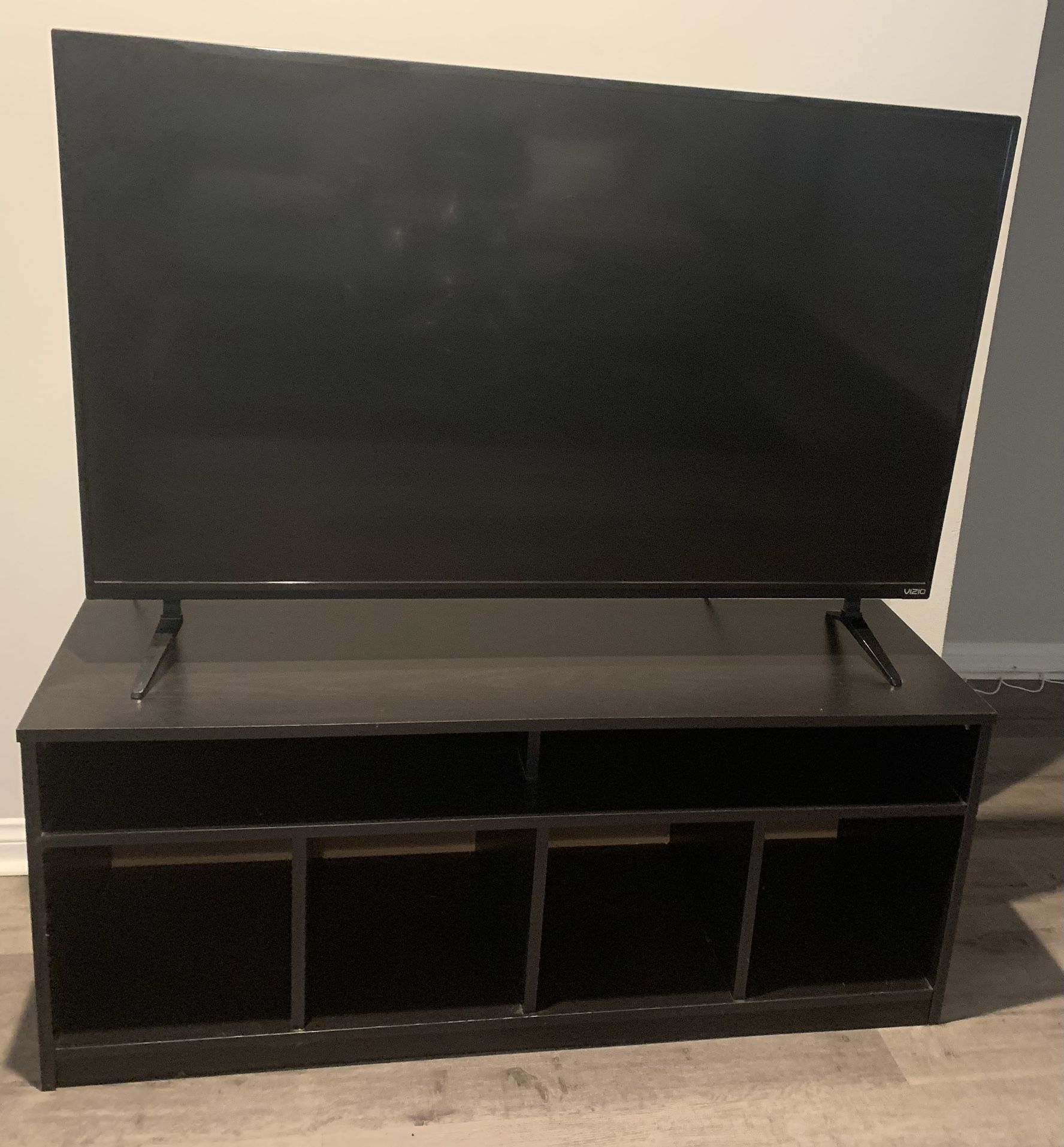 Used 2018 35 Inch Vizio Tv, TV Stand & Amazon Fire Tv Stick 