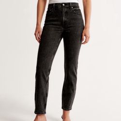 Abercrombie High Rise Mom Jeans (black) 
