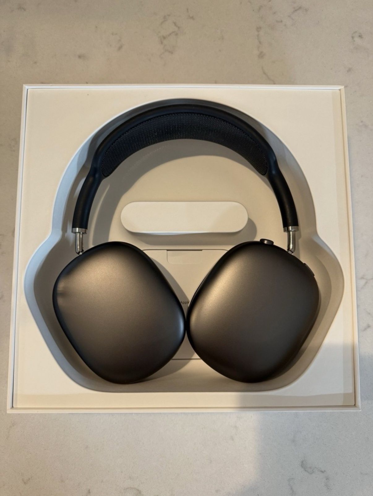 Apple AirPods Pro Max-black-excellent condition(SEND OFFERS‼️