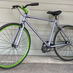 Single Speed “Fixie” Commuter Bike