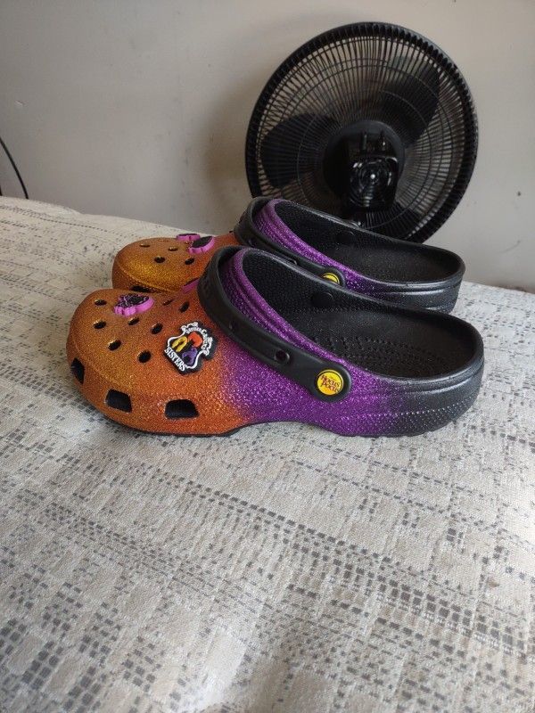 Hocus Pocus W9 M11 Crocs