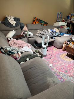 Free 7 Piece Sofa Sectional (No pets)