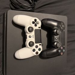 PlayStation 4 With Two  Working Controls 