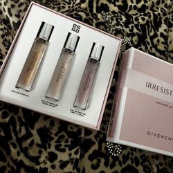 Givenchy Mini Perfume Set 