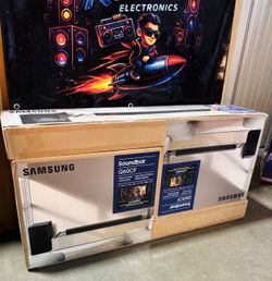 Samsung (HW-Q60CF) Soundbar Dolby Atmos Home Theater – Powerful 3.1ch Surround Sound w/ Wireless Subwoofer, Game Mode