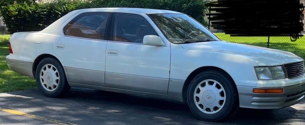 1996 Lexus  LS  400