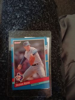Nolan Ryan baseball card
