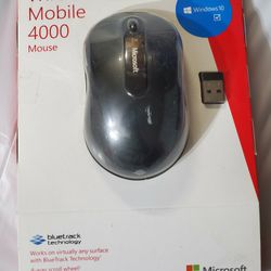 Brand New Microsoft Wireless Mouse. 