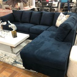 Sectional In Stock For Immidiate Delivery 