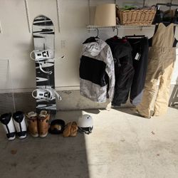 Snowboard Gear 