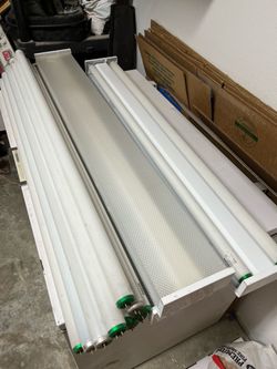 Garage Shop light ballasts with F34 and F40 Bulbs