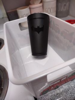 COLLECTIBLE  BATMAN PINT GLASS 