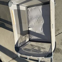 Graco Pack ‘N Play Care Suite Playard 