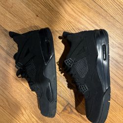 Jordan 4 Black Cats