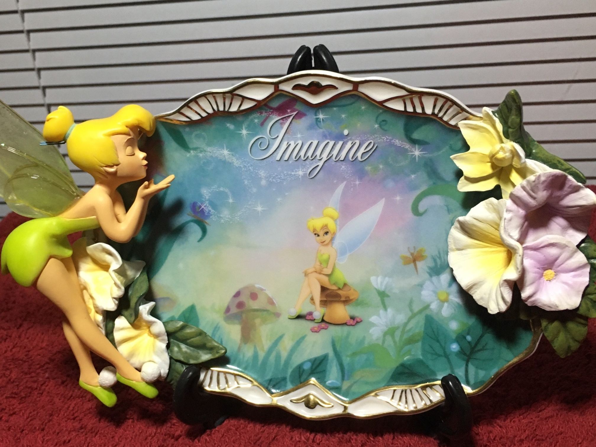 Disney Tinkerbell Plate “ Imagine “ 1st. Issue In The Treasures of Tinkerbell Collection