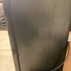 Black Hisense Mini Fridge 3.3 Cubic Feet