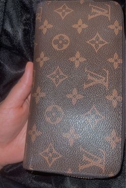 Louis Vuitton Wallet