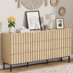 9 Drawers Dresser (Brand New) 