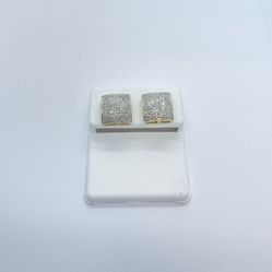 New 10k Solid Gold Diamond Square Earrings