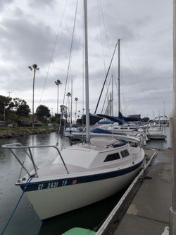 1983 Vagabond 17