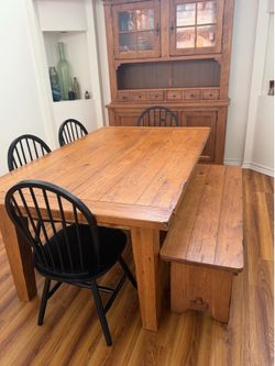 Broyhill Attic Heirloom Dining Room Table and Matching Hutch