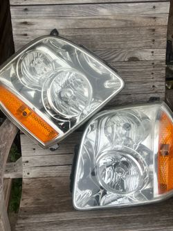 Yukon headlights 2007-13