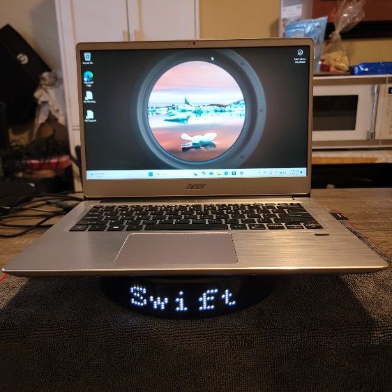 Acer Swift 14" Laptop 12GB 🫢 1.128TB Fast storage 