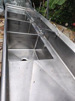 Three compartment commercial sink