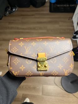Louis Vuitton Monogram Pochette Métis Bag