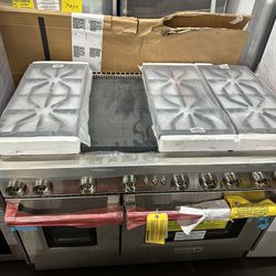 Wolf 48 gas range 6 burners and infrared griddle