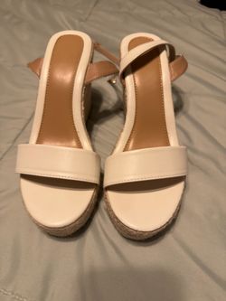 Platform heels Brand NEW