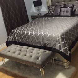 Tufted Grey Bedroom Bench