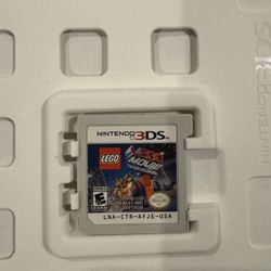 Pre -owned Lego Movie Video game For Nintendo 3DS
