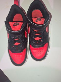 Kids Nike Size 12c (used)