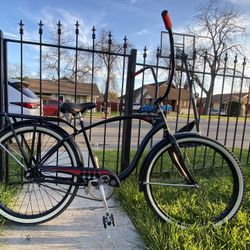 Schwinn Delmar Beach Cruiser 