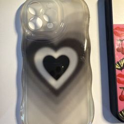 iPhone 14 Pro Max Auramma Heart Case