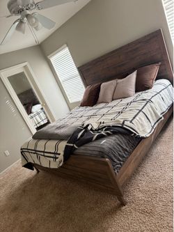 Bed king with mattress
