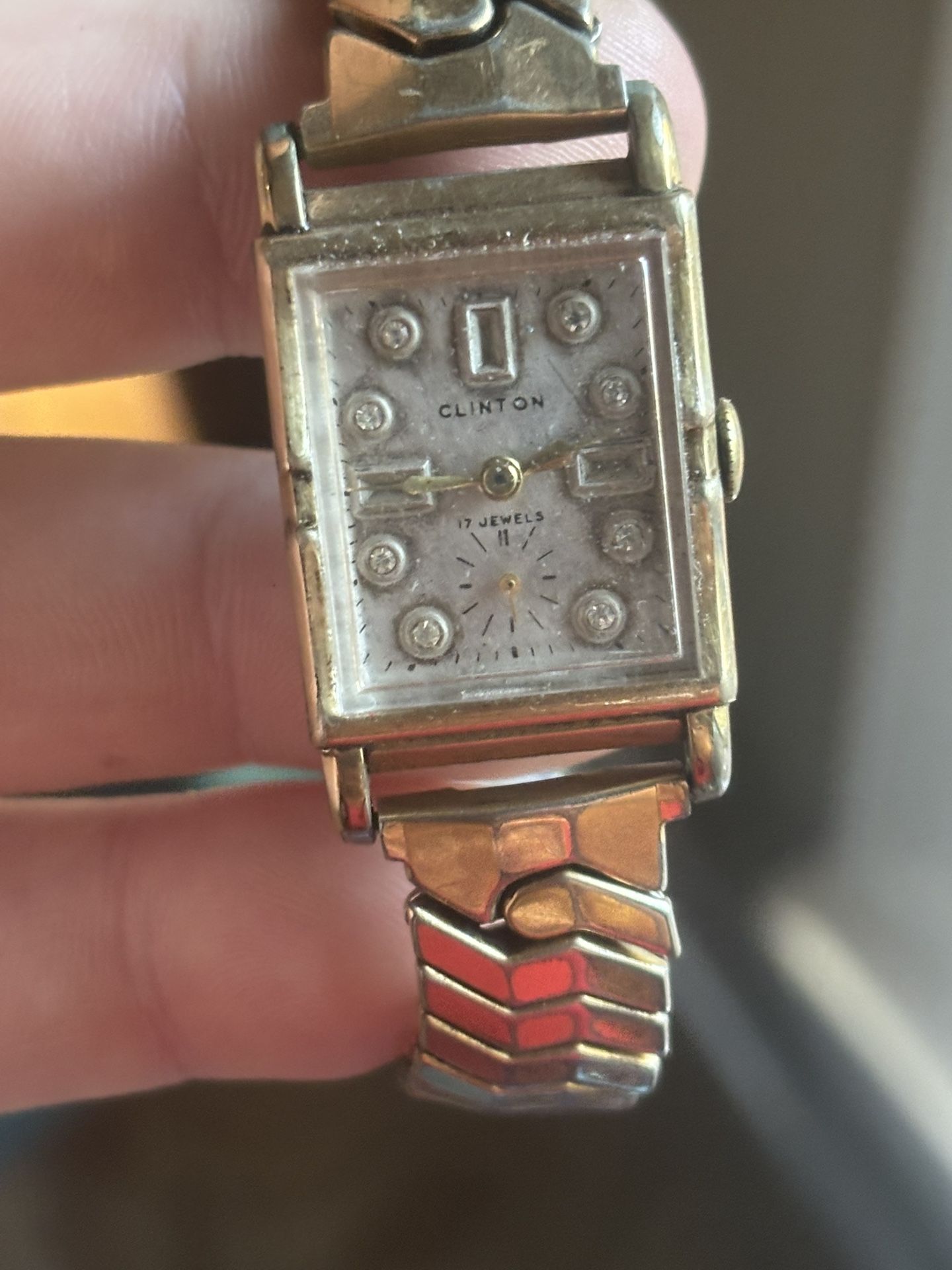 Vintage 1940 Clinton Automatic 17 Jewels
